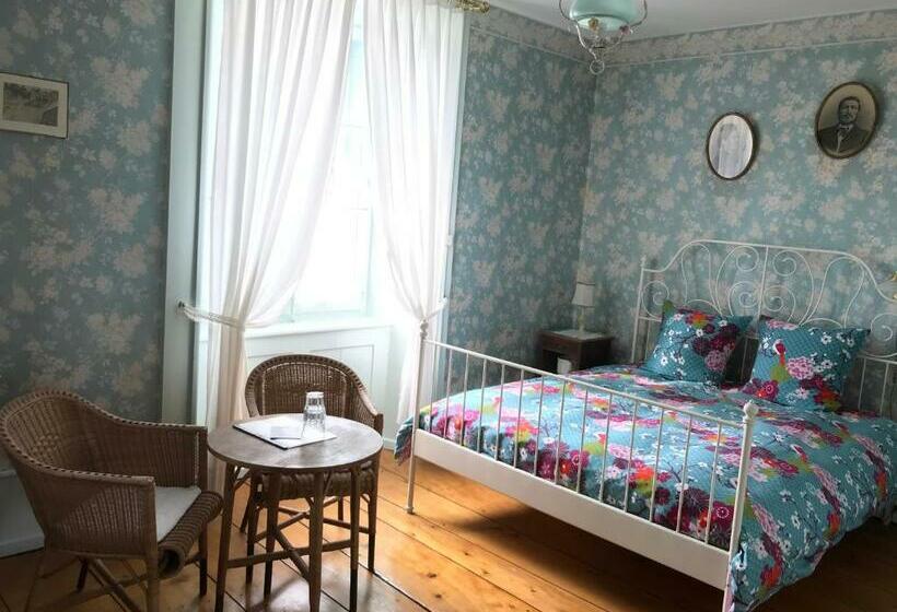 בית מלון כפרי Hôtel Von Bergen