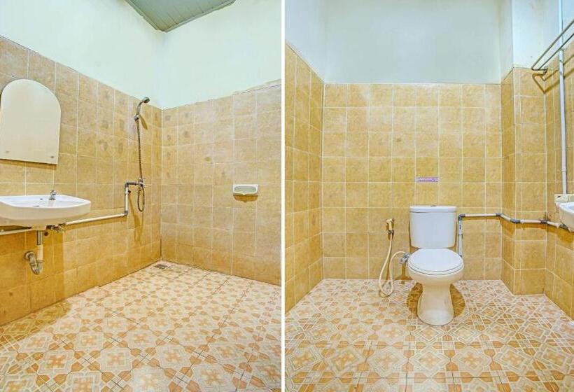 בית מלון כפרי Oyo 90947 Sarbini