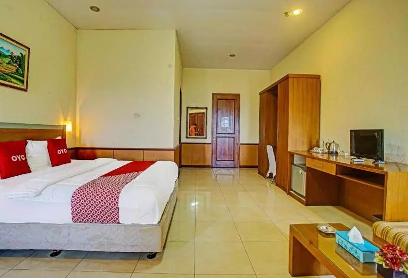 ホテル Oyo 90947  Sarbini