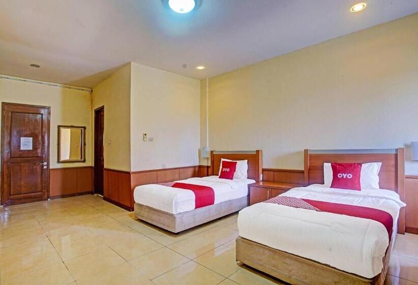 בית מלון כפרי Oyo 90947 Sarbini