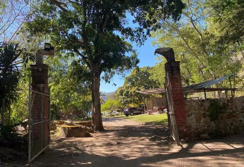 Hotelli Ranchito Camping