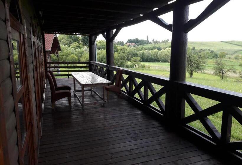 פנסיון Casa Delureni