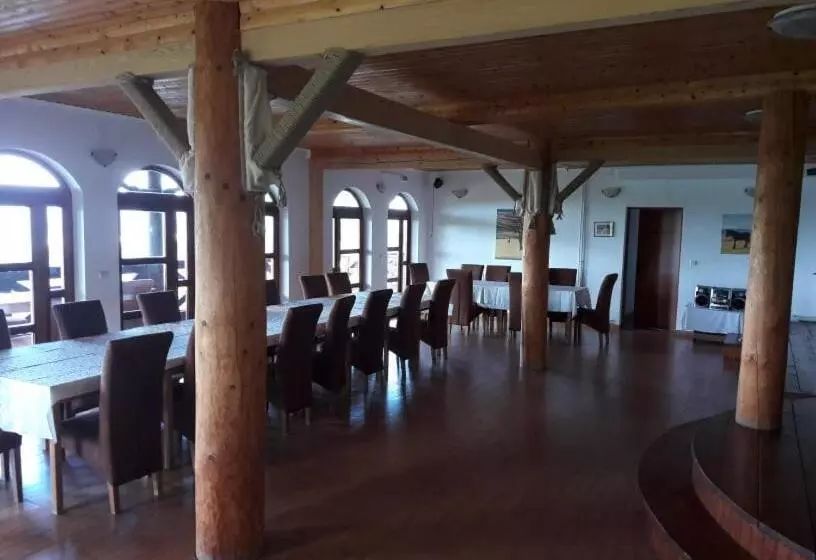 ペンション Casa Delureni
