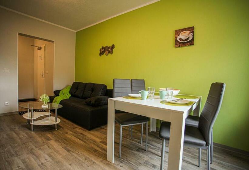 פנסיון Sacher S Quartiere