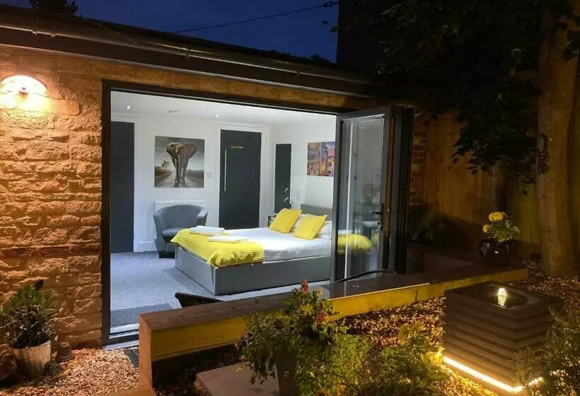 ペンション Village Retreat & Hot Tub Nr Bicester Village