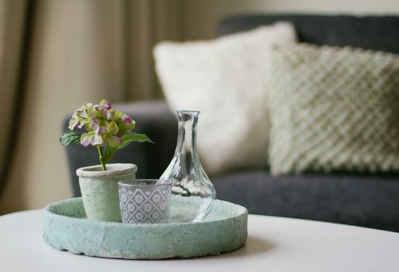 T Hûs Bed & Breakfast