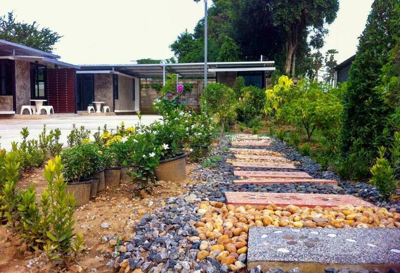 Vandrarhem Loft Zone By โรงแรมพรรณ