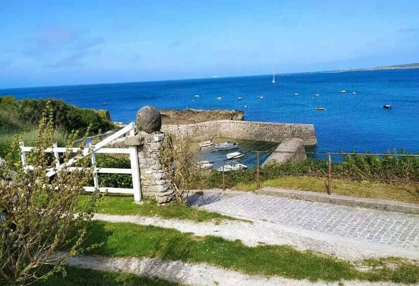 Aamiaismajoitus (B&B) Chambre Entre Mer Et Campagne