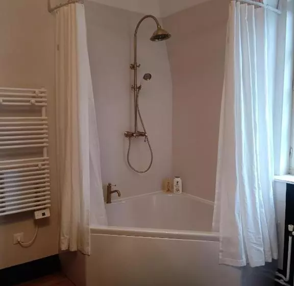 Aamiaismajoitus (B&B) Manoir De Camblain