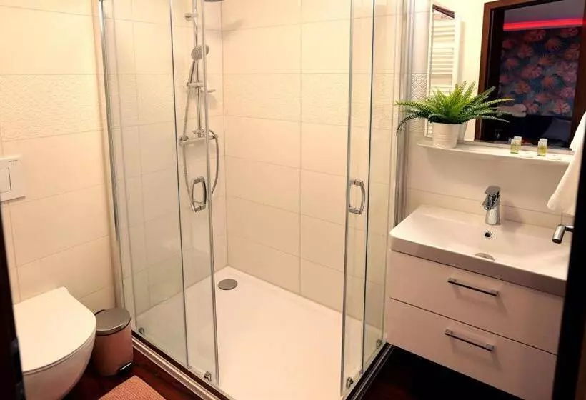 Aamiaismajoitus (B&B) Vi Li Panzió