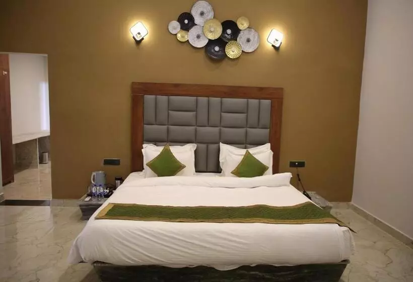 ホテル Club 21 By Sariska Fun City, Alwar
