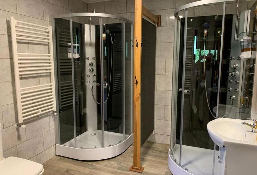 فندق Illi Lodge & Hostel