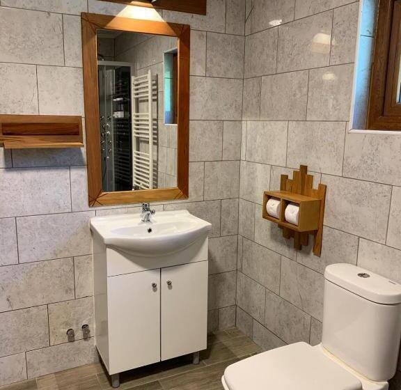 فندق Illi Lodge & Hostel