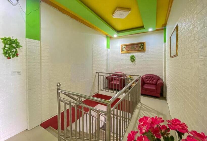 בית מלון כפרי Karunia 2 Jailolo