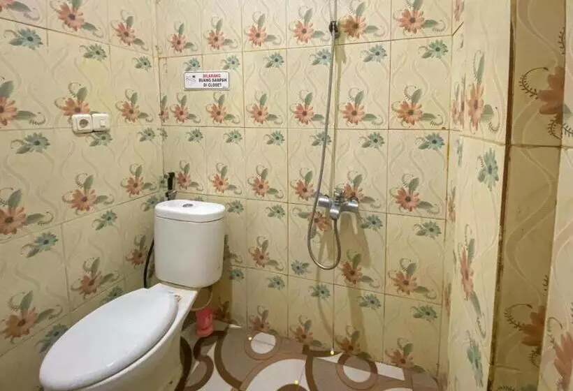 Hotelli Karunia 2 Jailolo