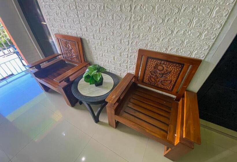 בית מלון כפרי Karunia 2 Jailolo