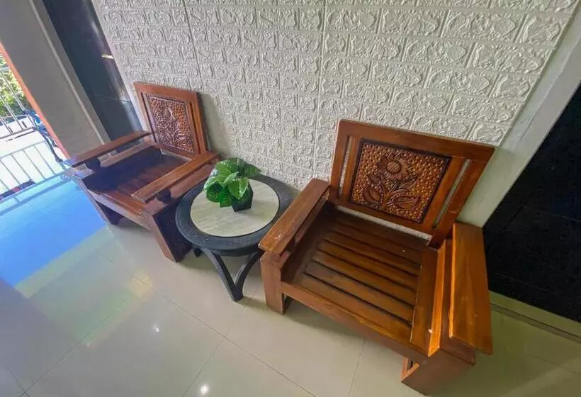 Hotelli Karunia 2 Jailolo