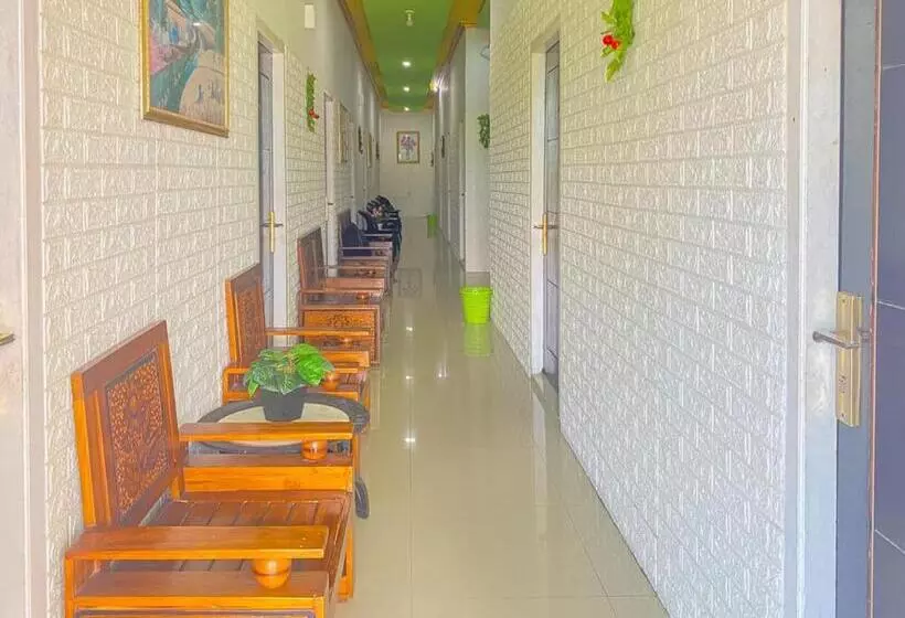 Hotelli Karunia 2 Jailolo