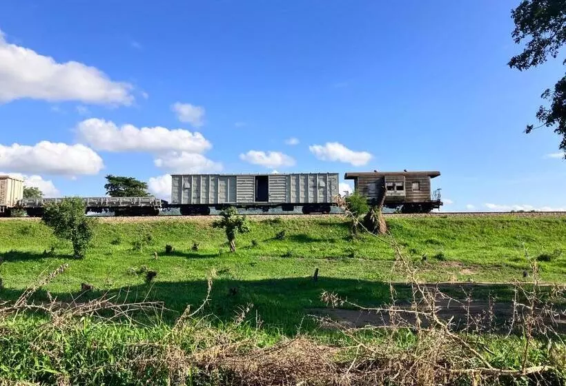 Hotelli Lemara Eco Camp