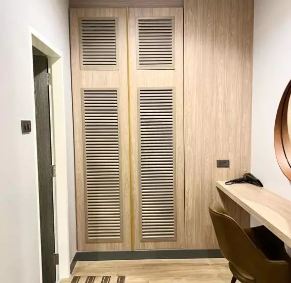 Hotelli S.r.sunshine