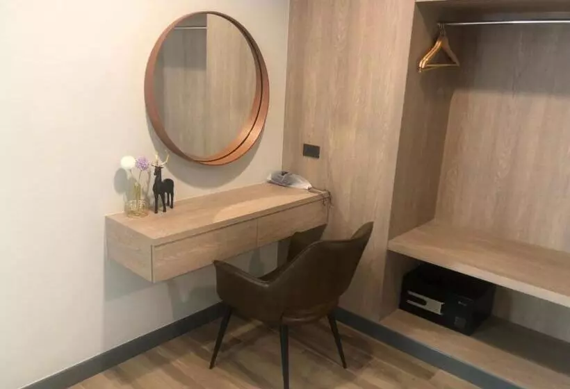 Hotelli S.r.sunshine