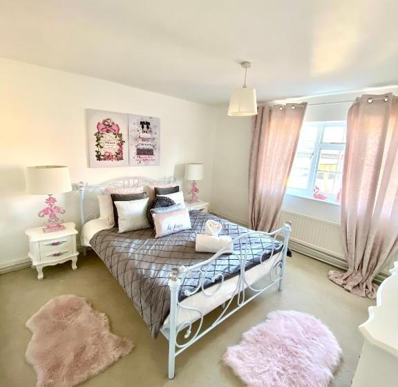 فندق The Farm Rooms