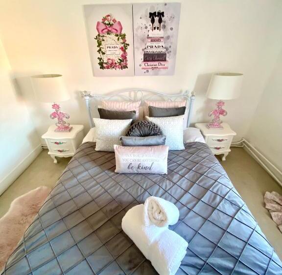 فندق The Farm Rooms