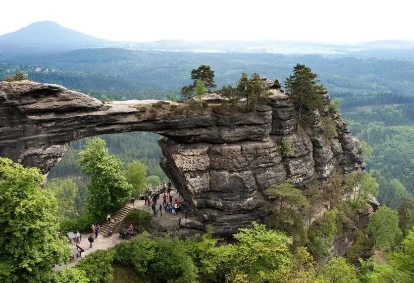 Majatalo Apartmány Na Výsluní české švýcarsko