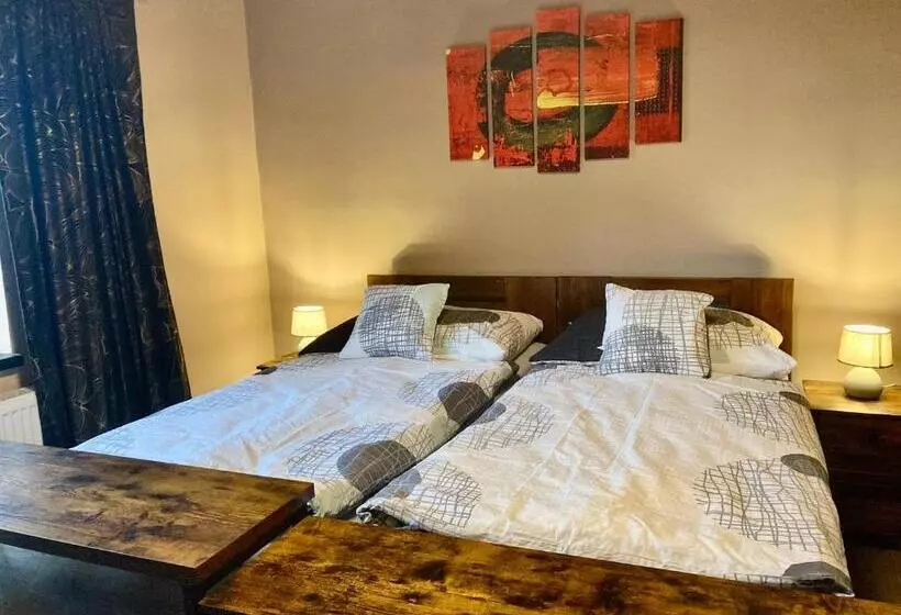 Majatalo Apartmány Na Výsluní české švýcarsko