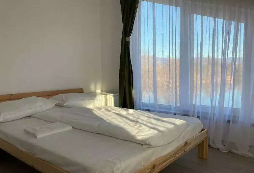 Majatalo Casa De La Baltă