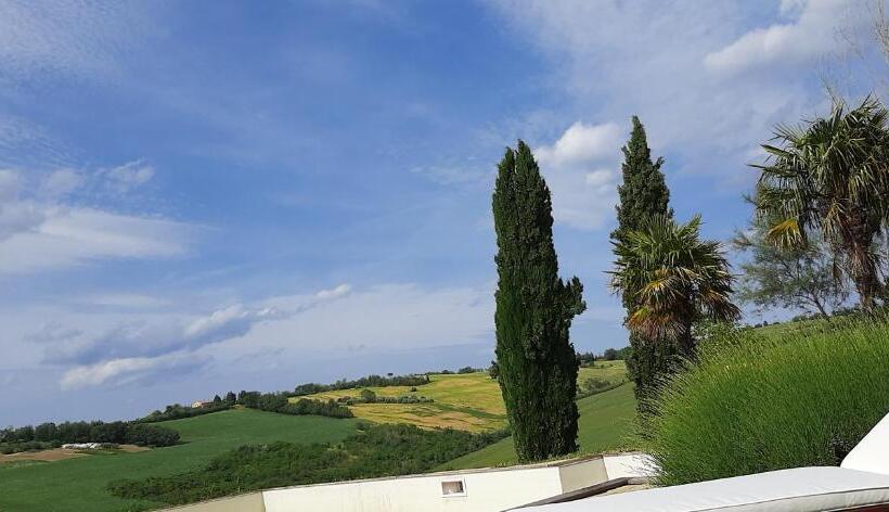 Пансион Casale Il Girasole