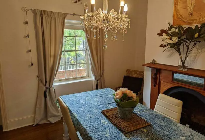 پانسیون Hamptons Historic Guest House