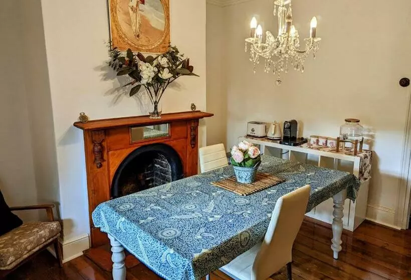 پانسیون Hamptons Historic Guest House