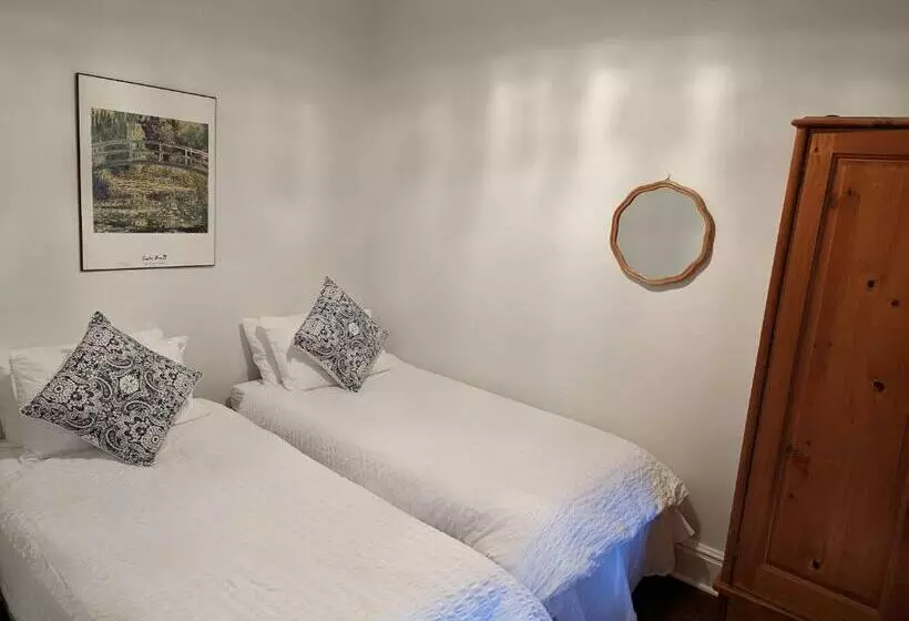 پانسیون Hamptons Historic Guest House