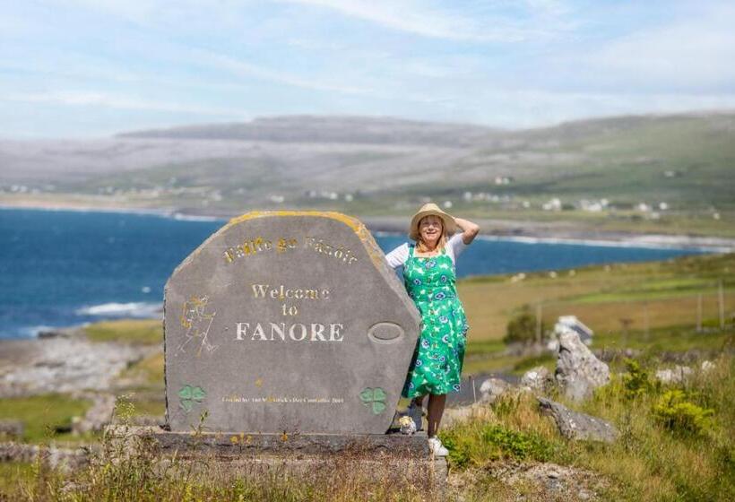 بنسيون Into The Burren