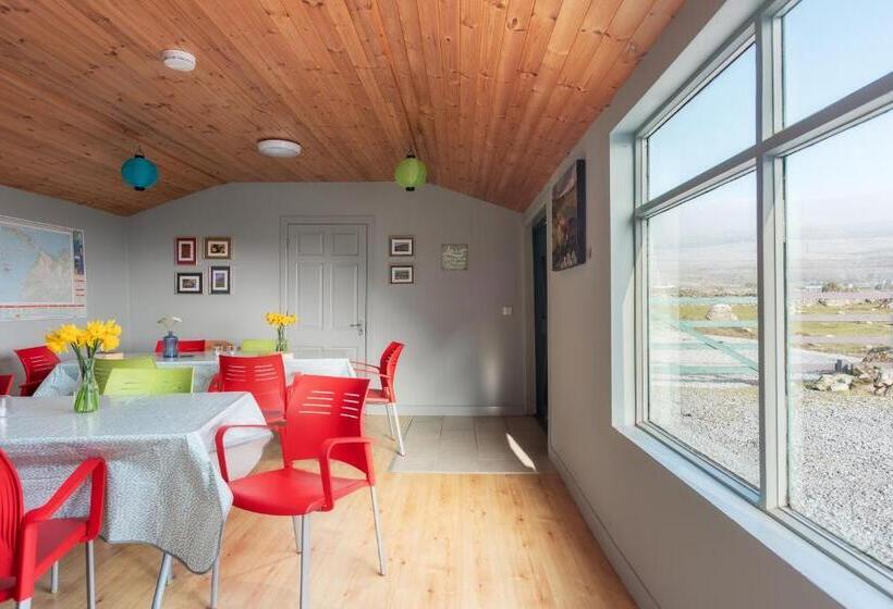 بنسيون Into The Burren