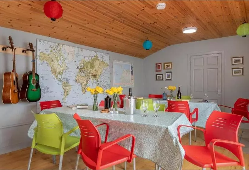 ペンション Into The Burren