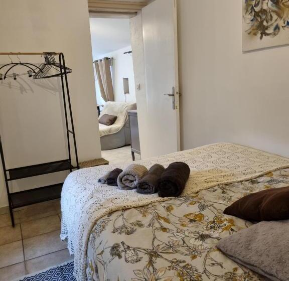 펜션 Les Rêves D Eden Gite Dans Mas Cévenol  Spa Privatif