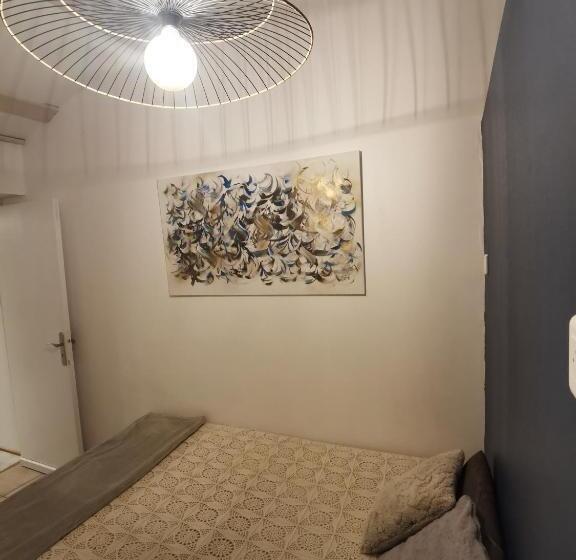 펜션 Les Rêves D Eden Gite Dans Mas Cévenol  Spa Privatif