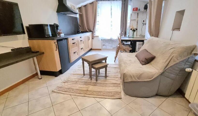 펜션 Les Rêves D Eden Gite Dans Mas Cévenol  Spa Privatif