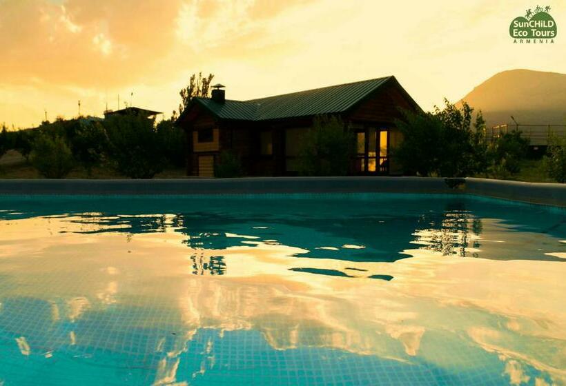 פנסיון Wooden House In Wildlife Refuge