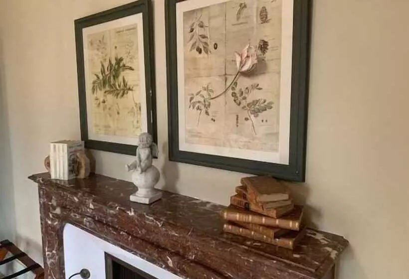 Aamiaismajoitus (B&B) Chateau Tout Y Fault