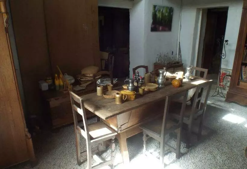 Aamiaismajoitus (B&B) La Forge Du Prosper Et De Sa Prosperine