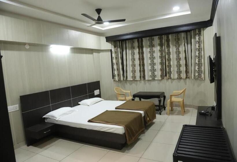 호텔 Staymaker Siddeshwara Comforts