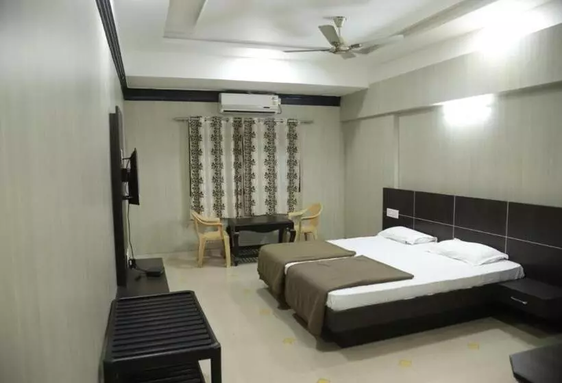 Hotel Staymaker Siddeshwara Comforts