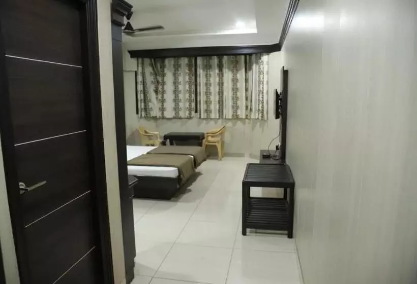 Hotel Staymaker Siddeshwara Comforts