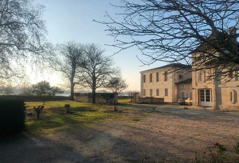 Пансион Domaine De La Grande Chapelle