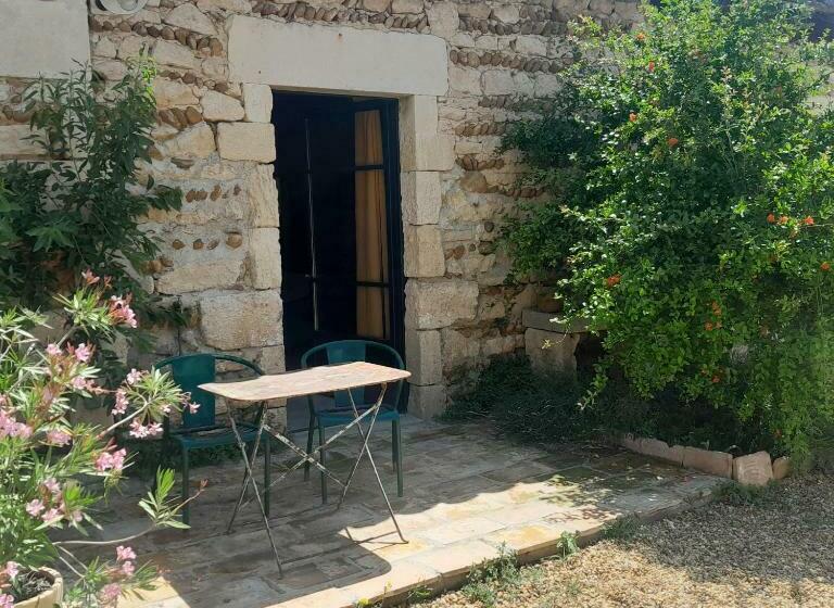 膳宿费 Le Mas Neuf 30129 Manduel