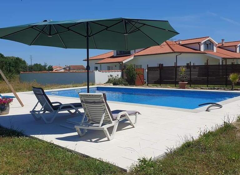 Пансион Quinta Coração D Ouro