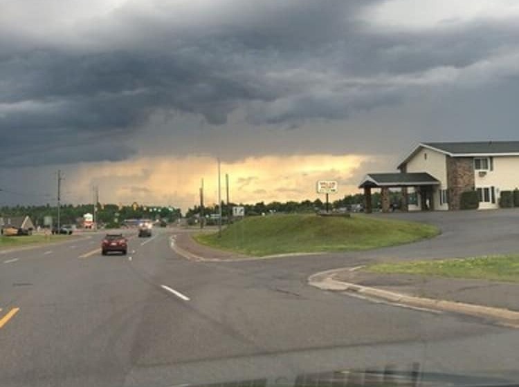 Отель Value Host Motor Inn